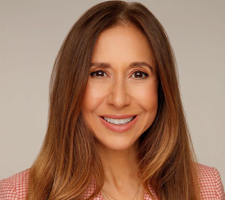 Celine Gilg, Puig