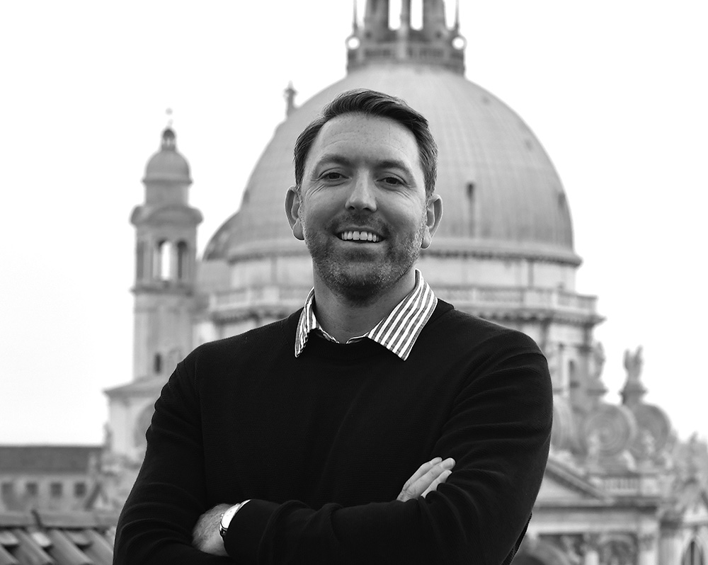 Stuart McNeill, Knightsbridge Circle